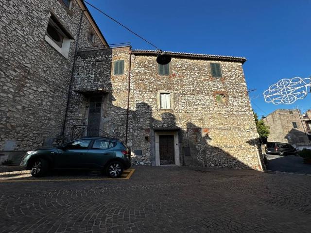 Appartamento in vendita a Moricone RM