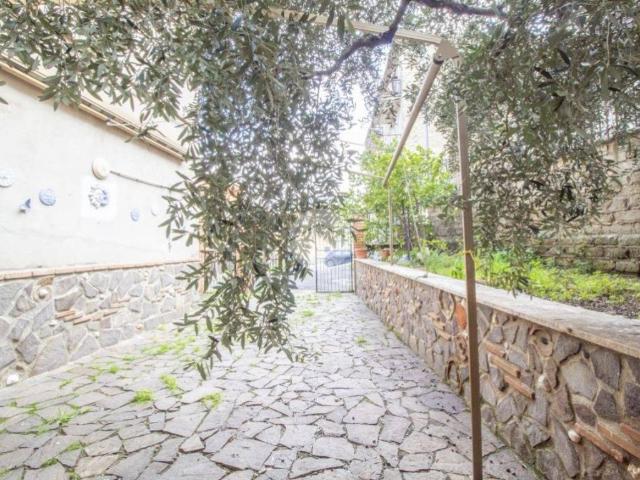 Appartamento in vendita a Moricone RM