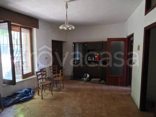Appartamento in vendita a Morra De Sanctis via San Rocco