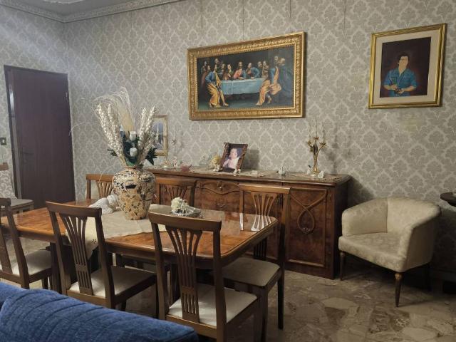 Appartamento in vendita a Motta Sant'Anastasia CT