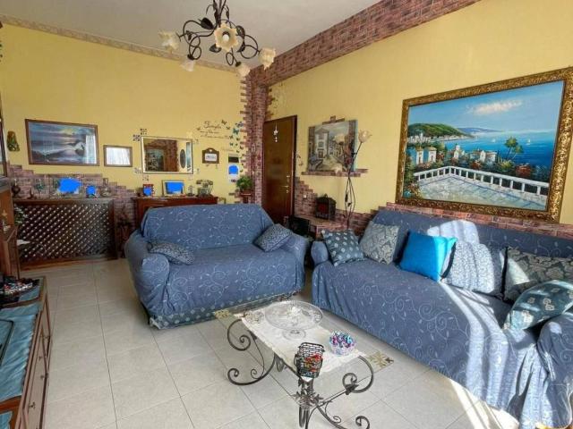 Appartamento in vendita a Motta Sant'Anastasia CT