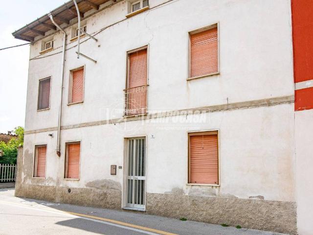 Appartamento in vendita a Mozzanica BG