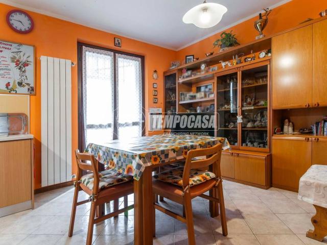 Appartamento in vendita a Mozzate