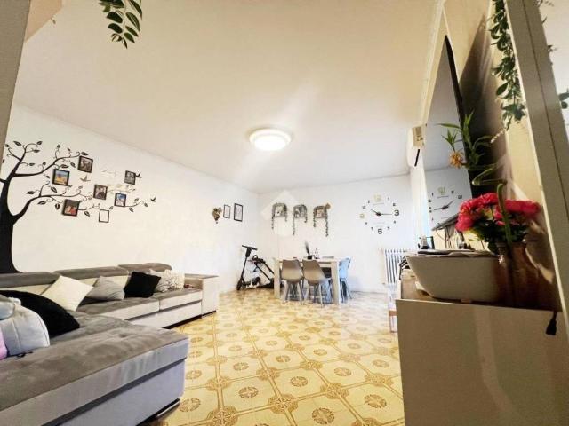Appartamento in vendita a Mozzate CO