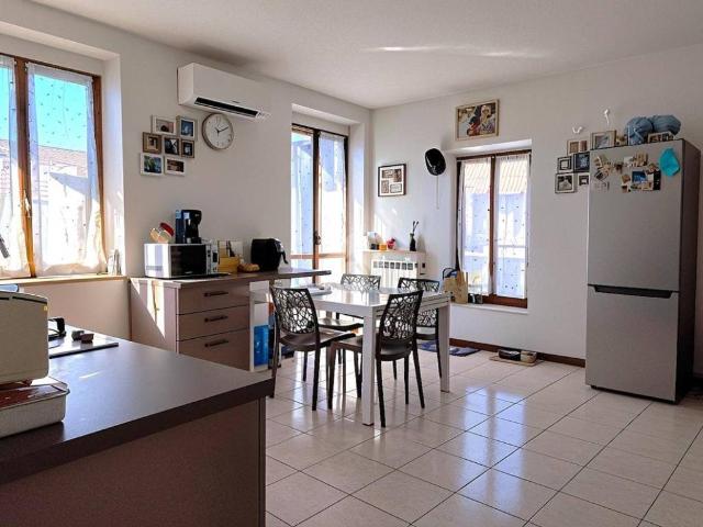 Appartamento in vendita a Mozzate CO