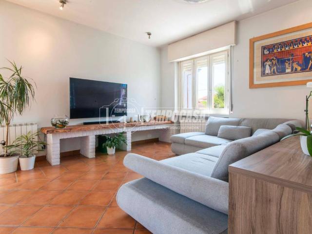 Appartamento in vendita a Mozzate CO