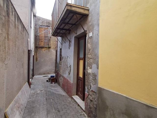Appartamento in vendita a Naso ME