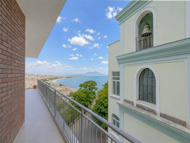 Appartamento in vendita a Napoli