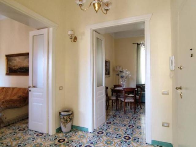 Appartamento in vendita a Napoli