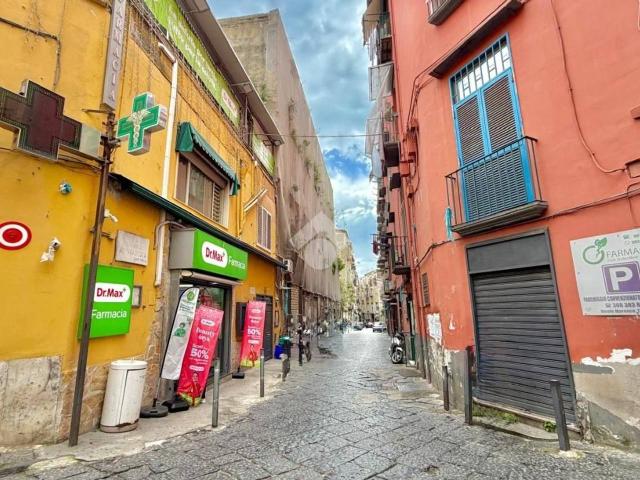 Appartamento in vendita a Napoli