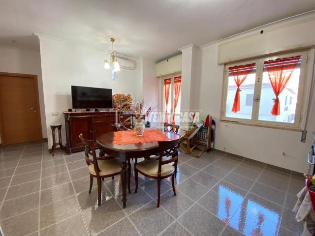 Appartamento in vendita a Pozzuoli
