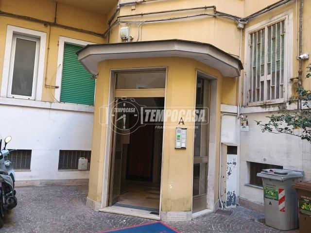 Appartamento in vendita a Napoli