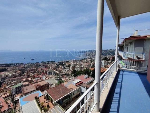 Appartamento in vendita a Napoli