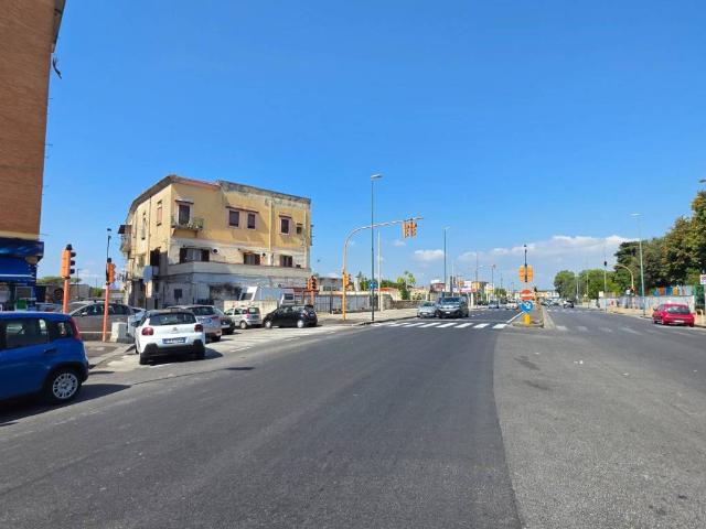 Appartamento in vendita a Napoli NA
