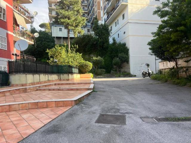 Appartamento in vendita a Napoli NA