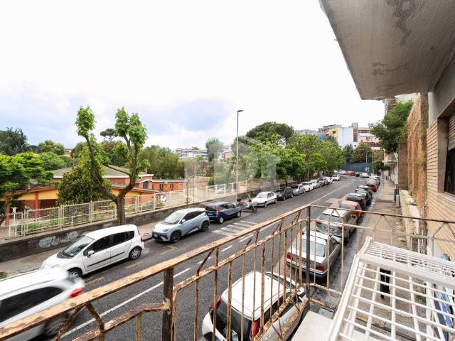 Appartamento in vendita a Napoli NA