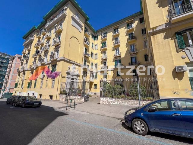 Appartamento in vendita a Napoli NA