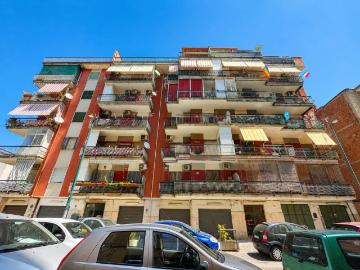Appartamento in vendita a Napoli NA