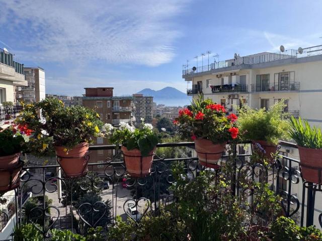 Appartamento in vendita a Napoli NA
