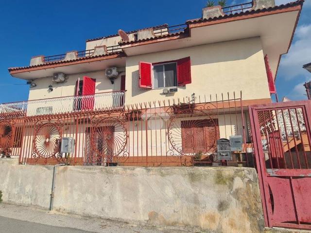Appartamento in vendita a Napoli NA