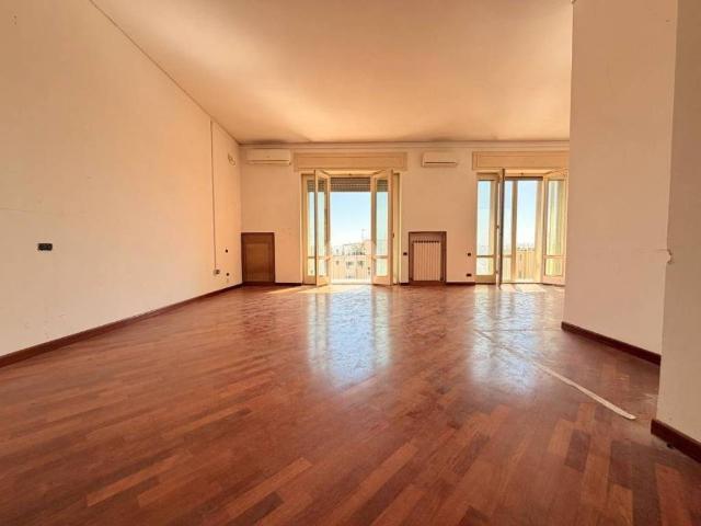 Appartamento in vendita a Napoli NA