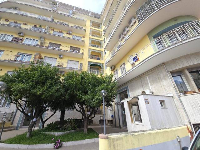 Appartamento in vendita a Napoli NA