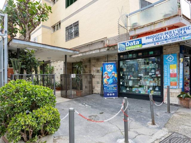 Appartamento in vendita a Napoli NA