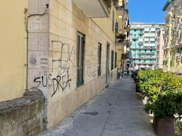 Appartamento in vendita a Napoli NA