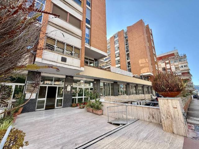 Appartamento in vendita a Napoli NA