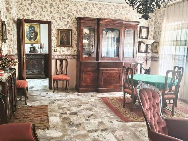 Appartamento in vendita a Napoli NA