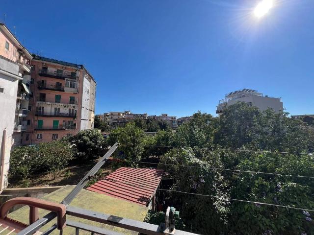 Appartamento in vendita a Napoli NA