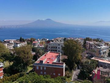 Appartamento in vendita a Napoli NA