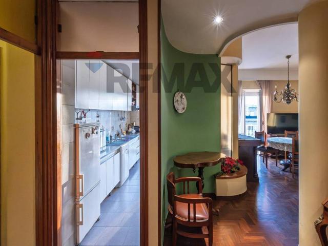 Appartamento in vendita a Napoli NA