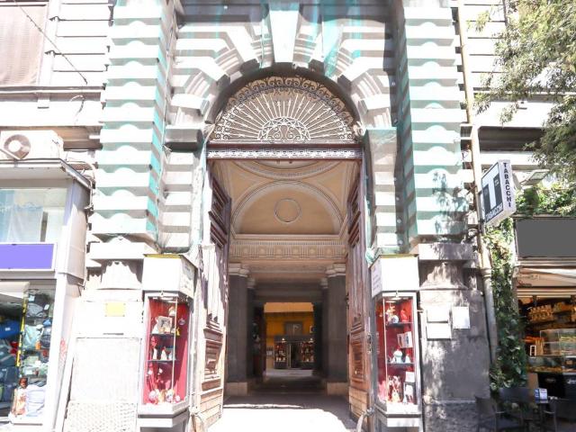 Appartamento in vendita a Napoli NA
