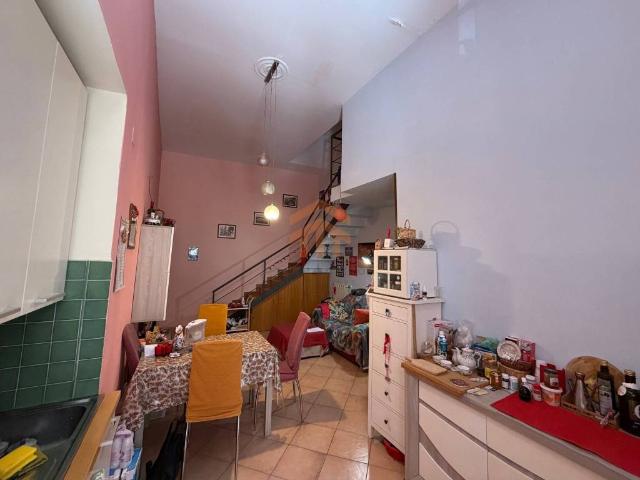 Appartamento in vendita a Napoli NA