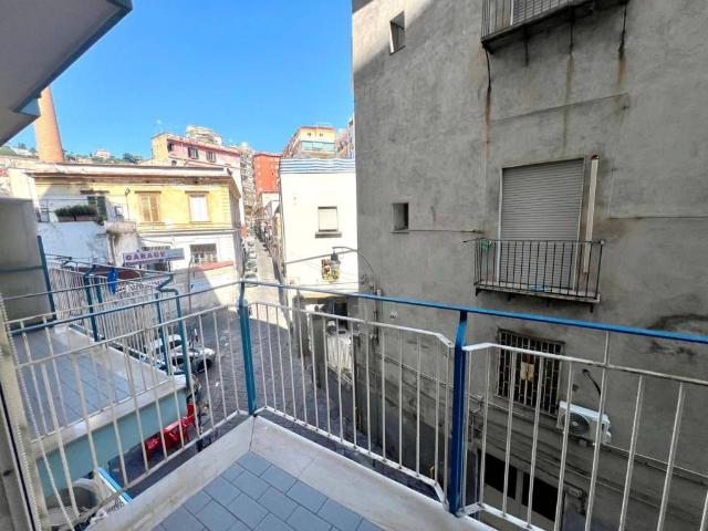 Appartamento in vendita a Napoli NA