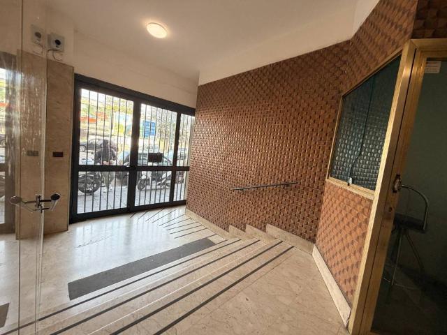 Appartamento in vendita a Napoli NA