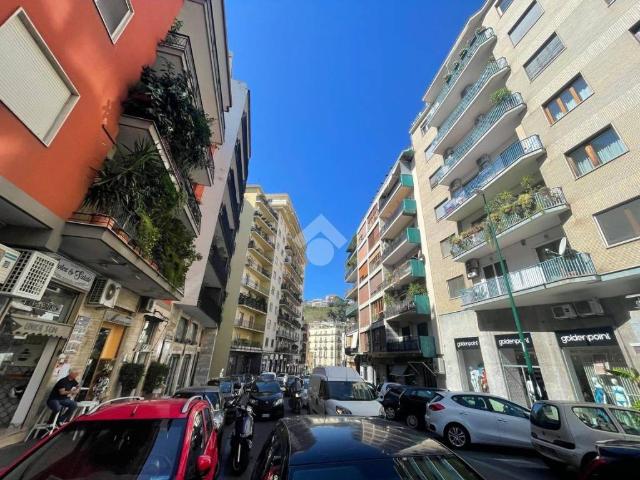Appartamento in vendita a Napoli NA