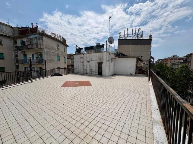Appartamento in vendita a Napoli NA