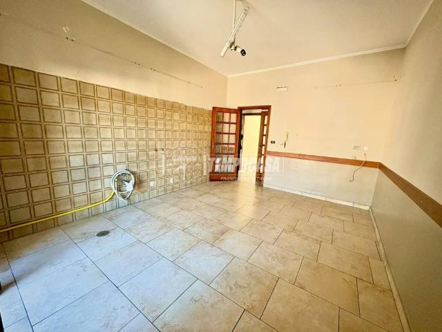 Appartamento in vendita a Napoli NA