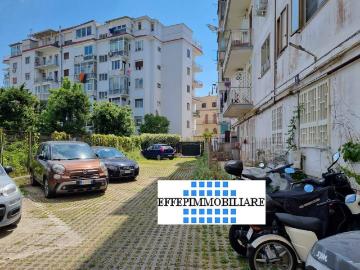Appartamento in vendita a Napoli NA