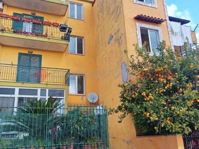 Appartamento in vendita a Napoli NA
