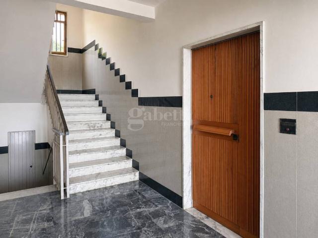 Appartamento in vendita a Napoli NA