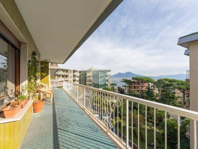 Appartamento in vendita a Napoli NA