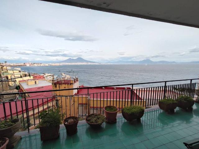 Appartamento in vendita a Napoli NA