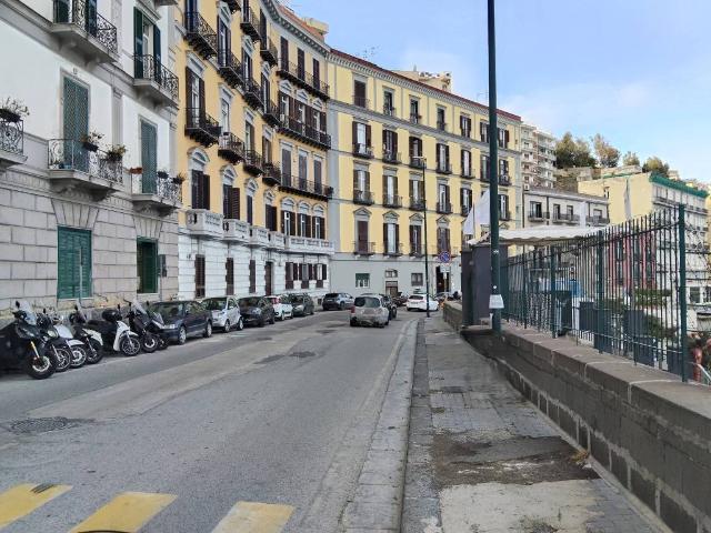Appartamento in vendita a Napoli NA