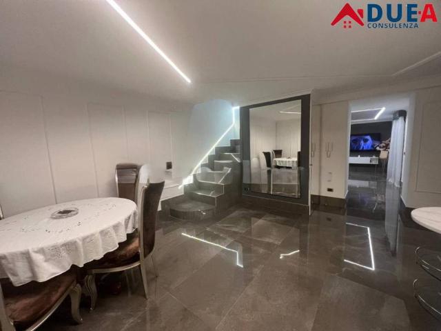 Appartamento in vendita a Napoli NA