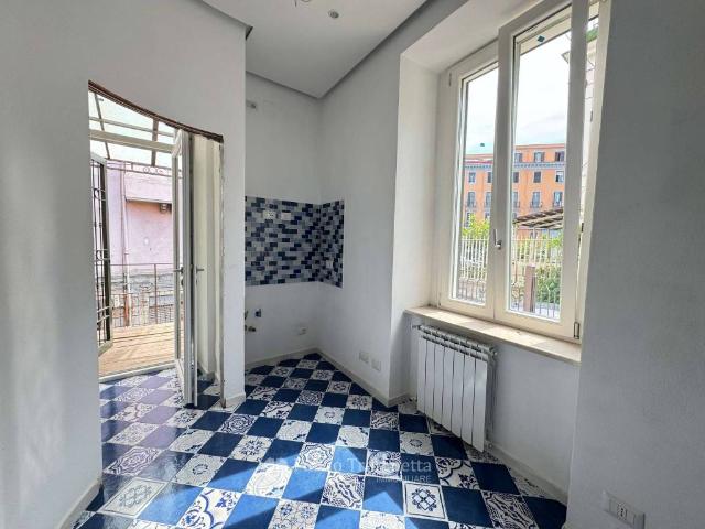 Appartamento in vendita a Napoli NA