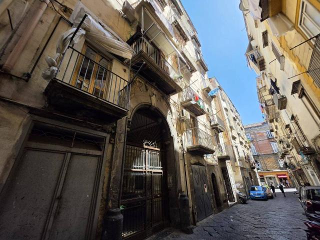Appartamento in vendita a Napoli NA