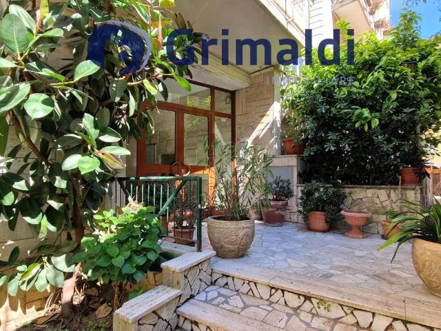 Appartamento in vendita a Napoli NA